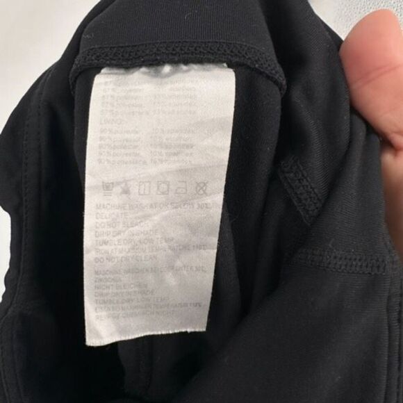 Baleaf Flyleaf 9" Tight-fitting Biking Athletic Shorts Small Phone Pockets Black - Picture 8 of 11